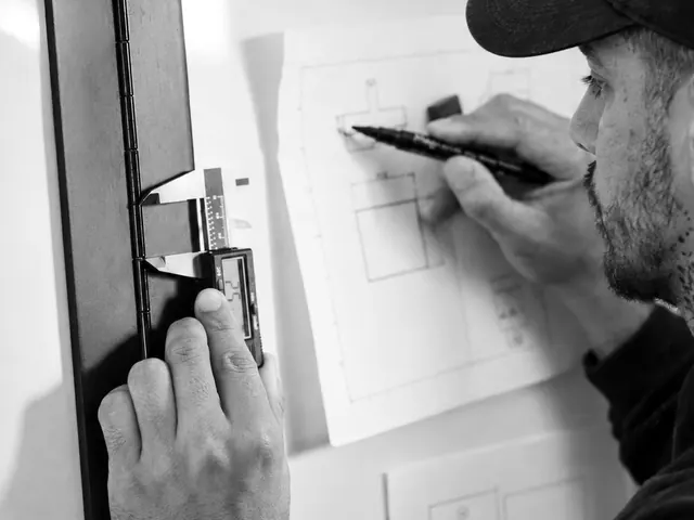 Fast Locksmith technician at work in Vancouver