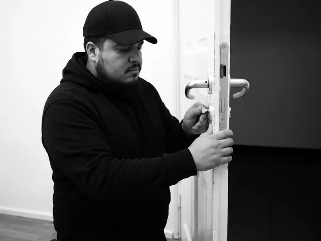 Fast Locksmith technician at work in Vancouver