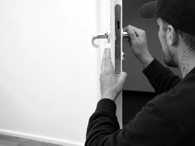 Fast Locksmith technician at work in Vancouver